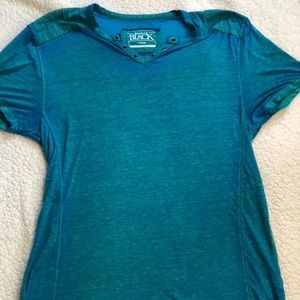 Buckle turquoise soft T-shirt